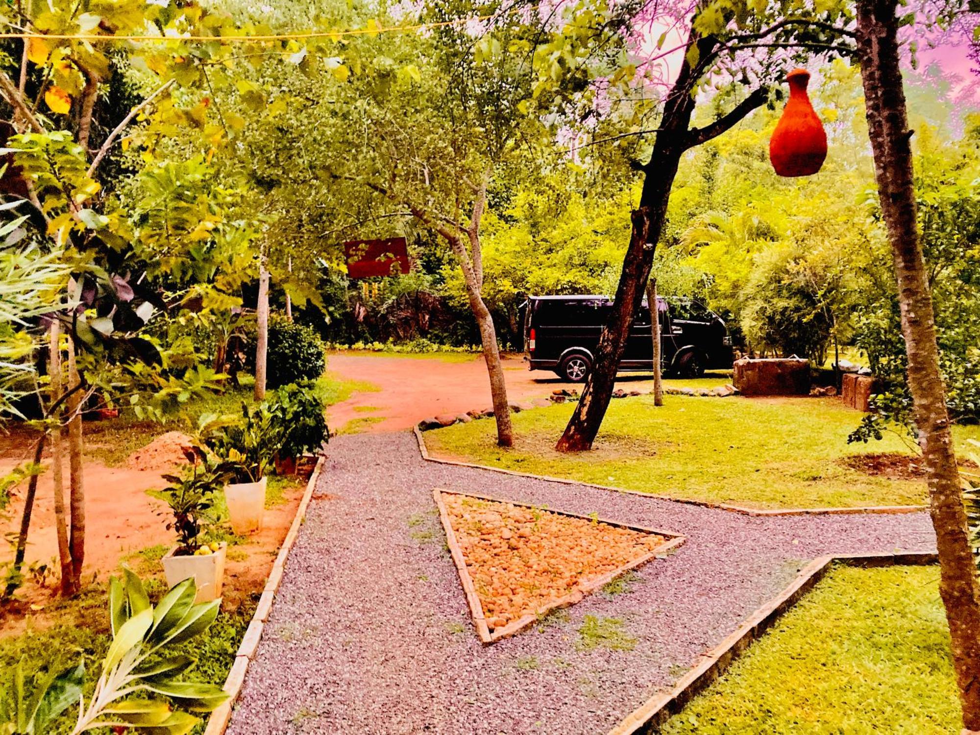 Suncity Privacy Cottages Удавалаве Екстериор снимка