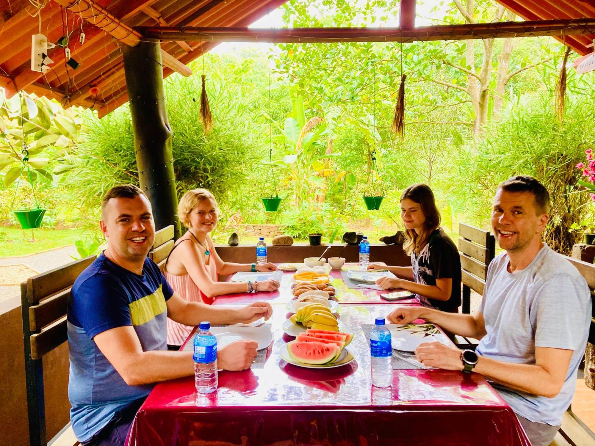 Suncity Privacy Cottages Удавалаве Екстериор снимка