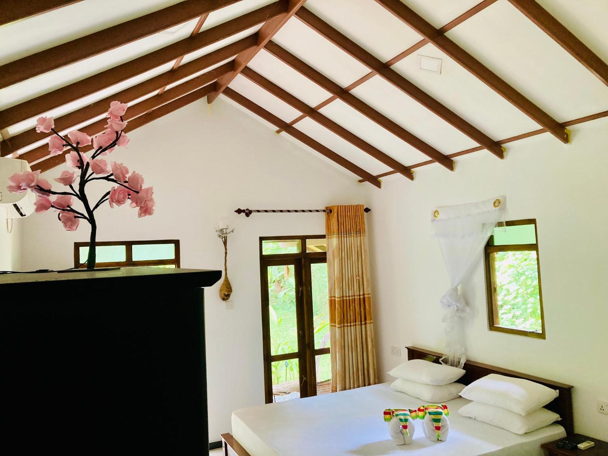 Suncity Privacy Cottages Удавалаве Екстериор снимка