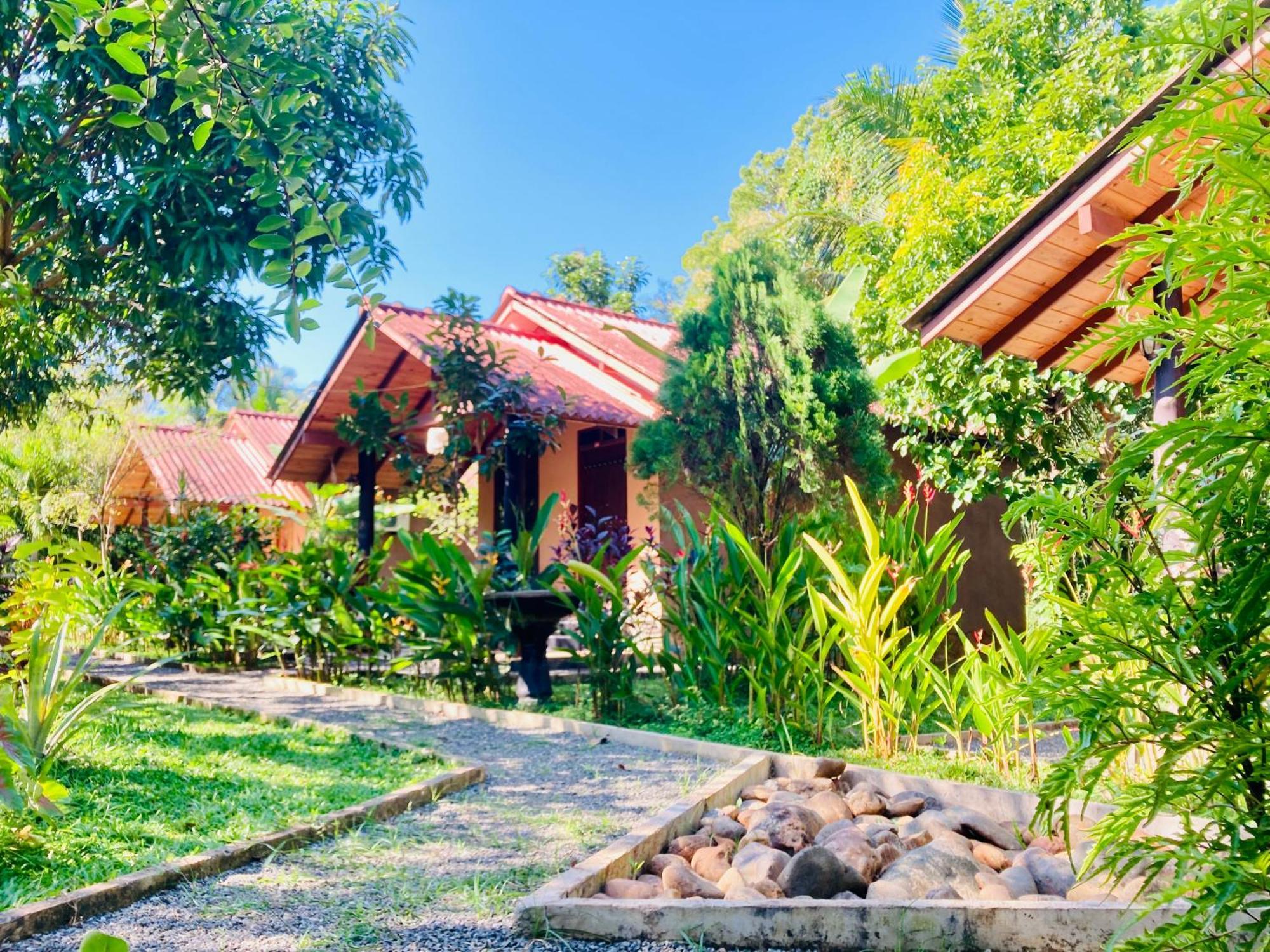 Suncity Privacy Cottages Удавалаве Екстериор снимка